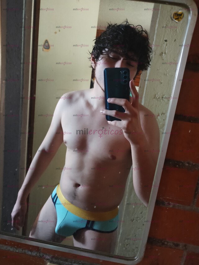 FOTOS DE VATO ALTO, ATLÉTICO, COMPLACIENTE Y MUY FANTASEOSO