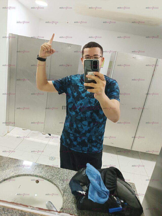 FOTOS DE BUSCO MAN U HOMBRE JOVEN PARA RELACIÓN SERIA DISCRETA