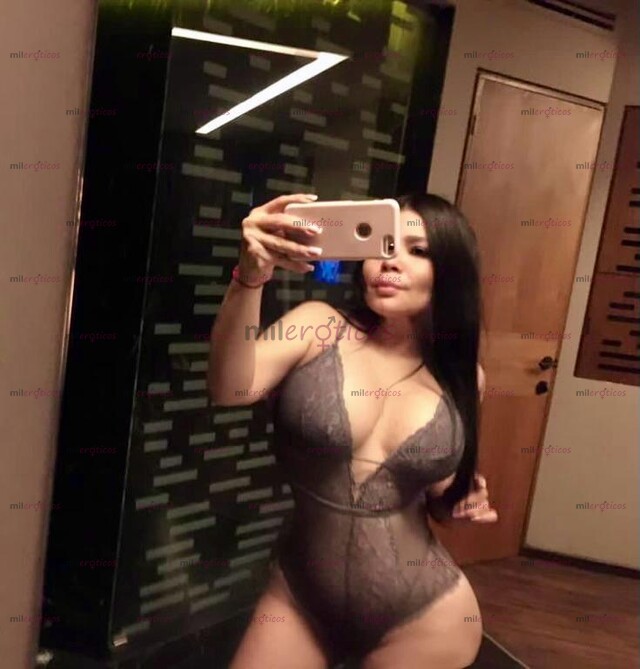 FOTOS DE TENGO UNAS NALGUITAS DELICIOSAS,ME MOJO DELICIOSO TE APRIETO TU VERGA MUY DURO!!