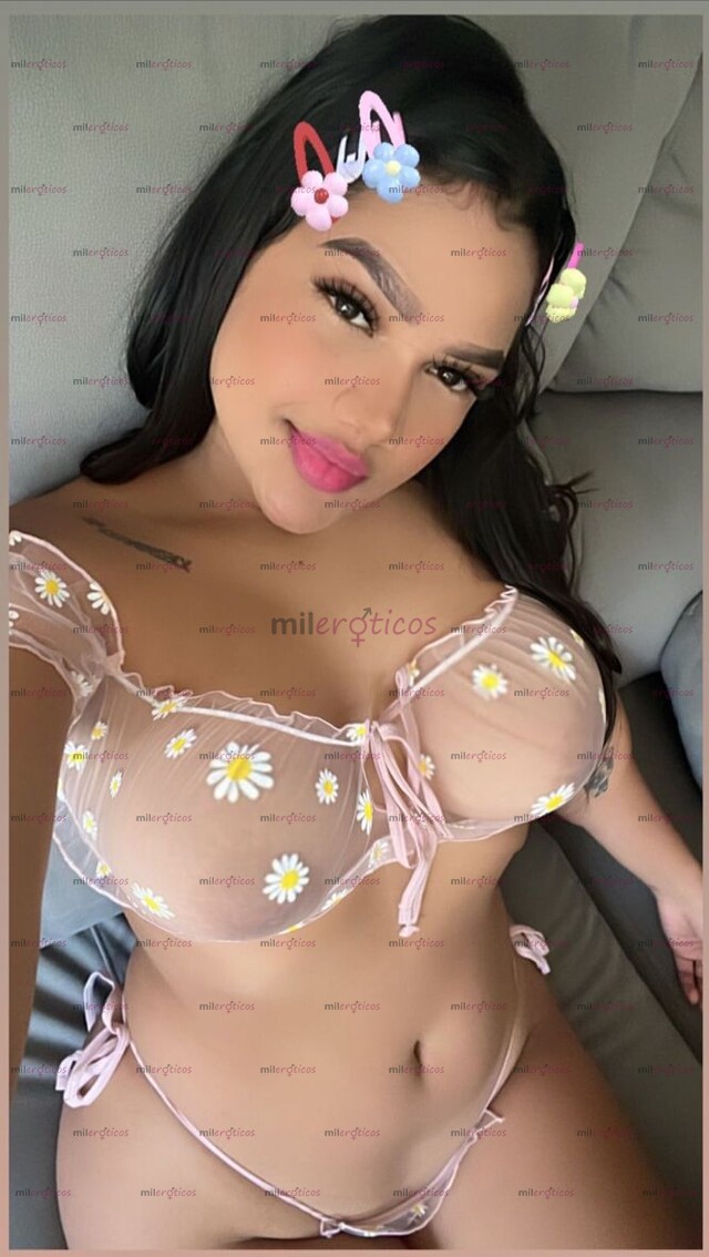 FOTOS DE YOHANA CURVILINEA MAMADORA CON GANAS DE LECHITA