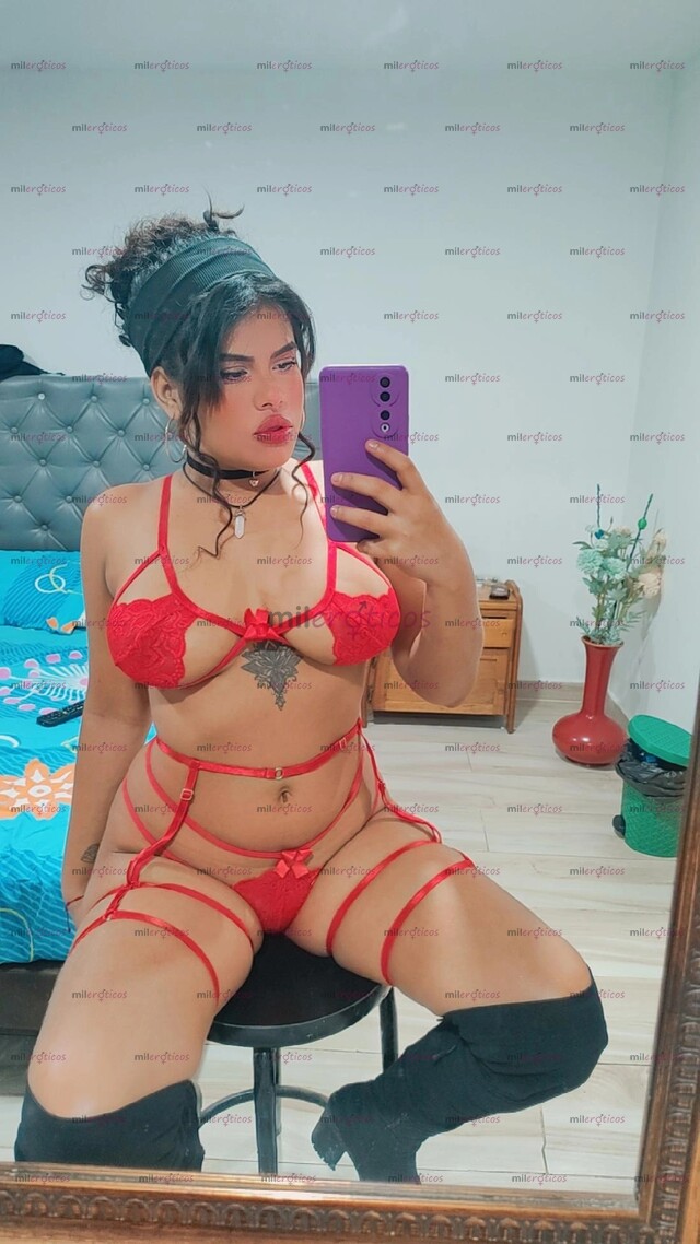 FOTOS DE RECIÉN LLEGADA PEQUEÑA TRAVIESA POLLITA MORENA DE18AÑOS