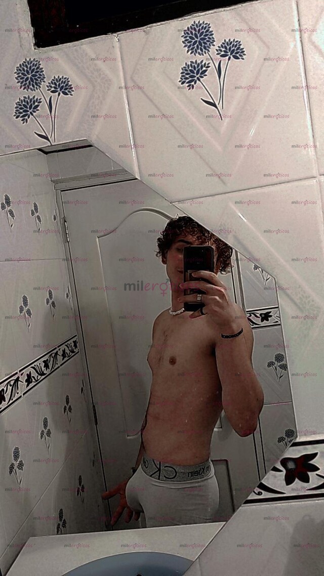 FOTOS DE BAILARIN, HORRY Y DISPUESTO A MUCHAS COSAS