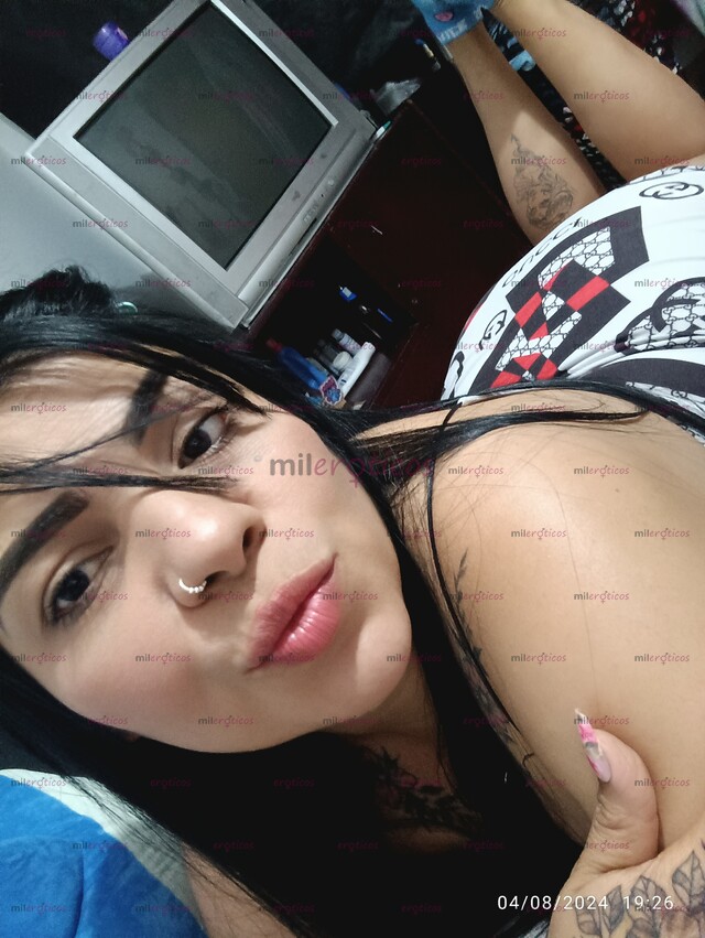 FOTOS DE HOLA SOY EMY SOY UNA GORDITA CALIENTE DISPUESTA A COMPLACERTE