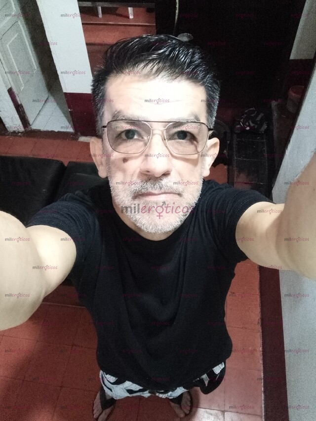 FOTOS DE MASAJISTA PROFESIONAL PASIVO VARONIL 60 AÑOS INDEPENDIENTE OFREZCO SERVICIO
