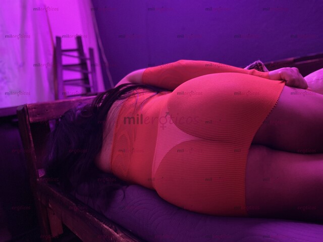 FOTOS DE NENA GORDITA COGELONA, SABROSA CON GANAS DE SACARTE TODA LA LECHITA