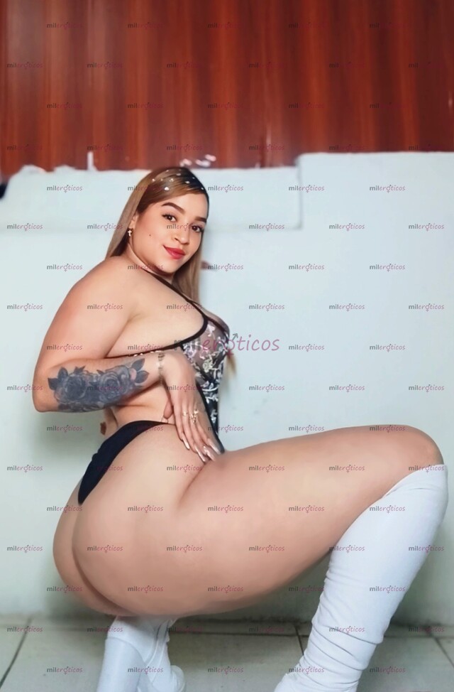 FOTOS DE NUEVA PAISA CABALLOTA NALGONA DE GRAN PORTE Y ARECHITA MUY CALIENTE