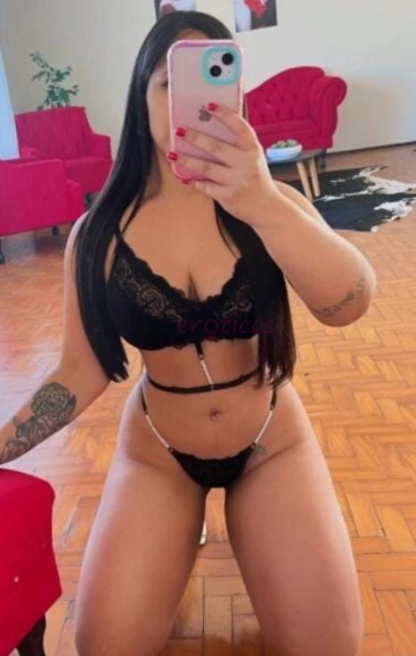 Ola amores sou a bruninha morena estou iniciando agora com local em maringa sou morena clara bumbum e seios m faco oral vaginal e massagem relaxante m...