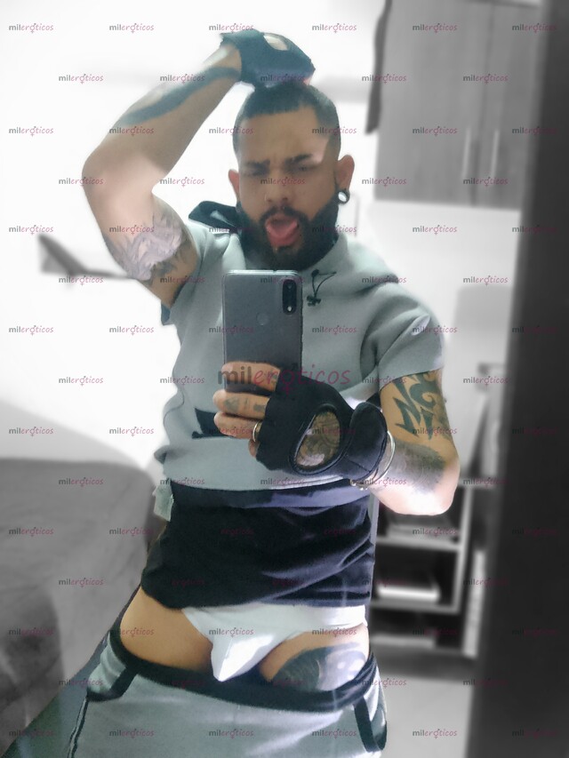 FOTOS DE ESTE MAN ES MUY MORBOSO ATRÉVETE A ESTAR CONMIGO