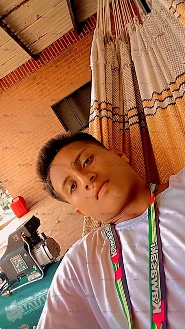 FOTOS DE JOVEN VIGOROSO Y ARDIENTE CON GANAS DE CONOCERTE BB