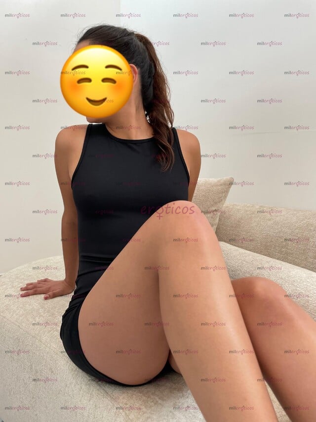 FOTOS DE DISFRUTA DE UN MASAJE PROFESIONAL CON UN DELICIOSO FIN PARA LIBERAR TU ESTRÉS