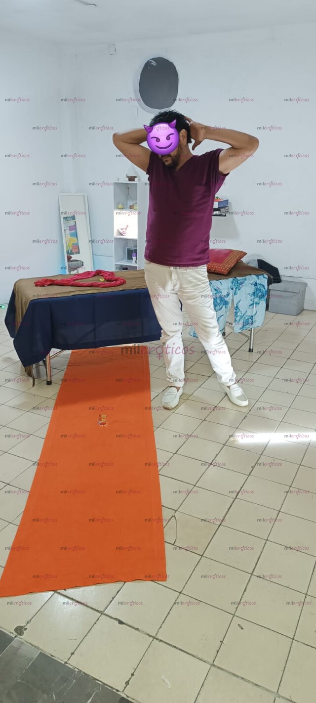 FOTOS DE SOY DANYCK B. PLACER PARA TU ESPOSA MIENTRAS TÚ NOS OBSERVAS $400