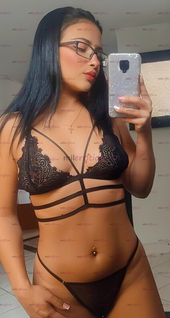 FOTOS DE HOLA MIS AMORES SOY MIA UNA PAISA COMPLACIENTE ARDIENTE , MASAJISTA