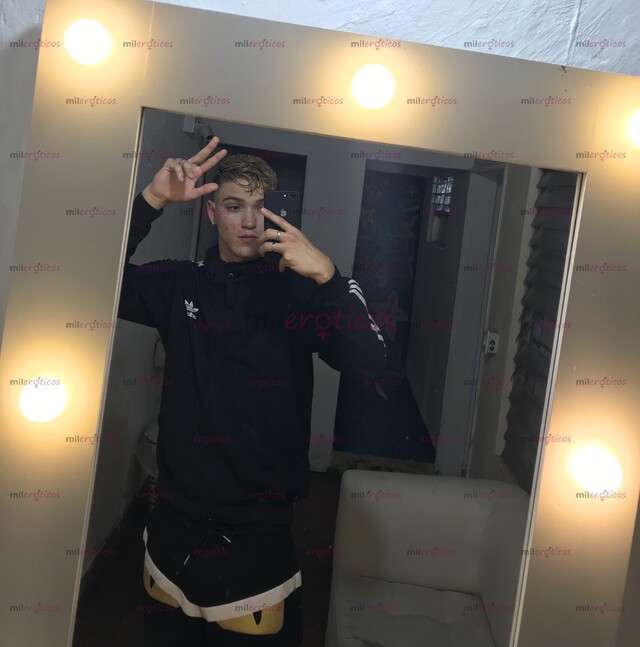 FOTOS DE FLACO VERGON 1,95 DE ESTATURA DISPONIBLE