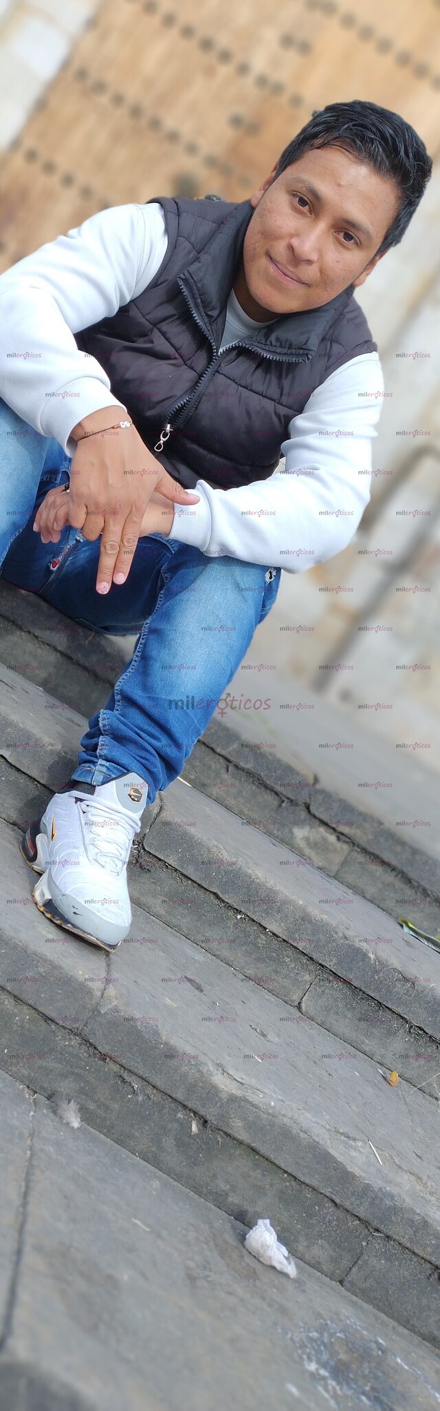 FOTOS DE JOVEN PROFESIONAL CON MENTE ABIERTA 100% CON GANAS DE COMPLACERTE