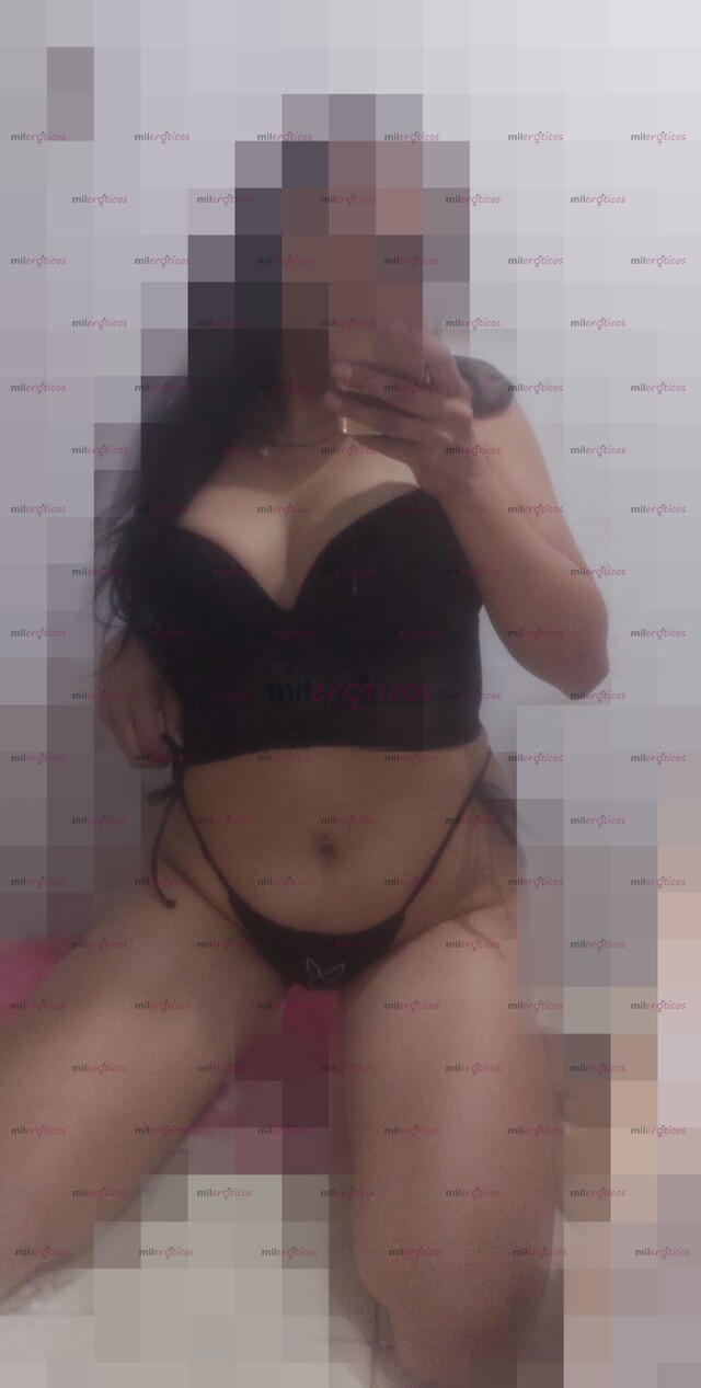 FOTOS DE PRECIOSA MORENA CALIENTE EXPERTA EN COMPLACERTE EL PLACER ES MUTUO