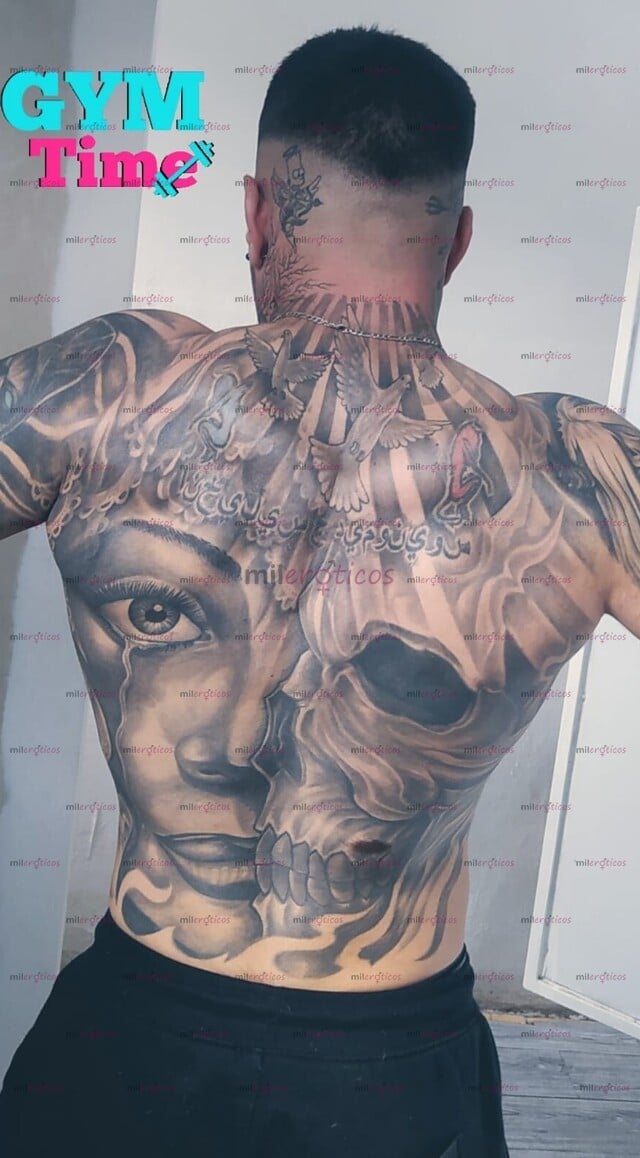 FOTOS DE URUGUAYO EN MÉXICO DISPUESTO A COMPLACER DAMAS, ENTRENADOR DE GYM DOTADO