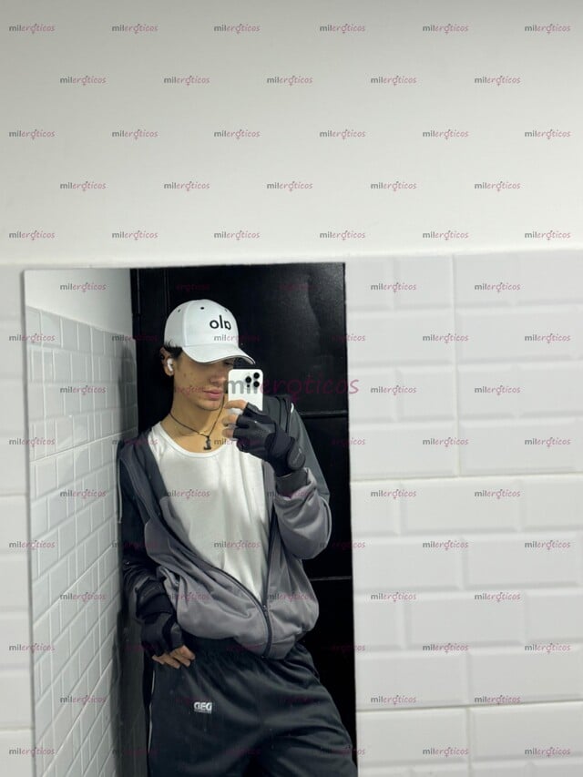 FOTOS DE HOLA ESTOY AQUÍ PARA OFRECERTE MIS SERVICIOS ESCORTS GAY