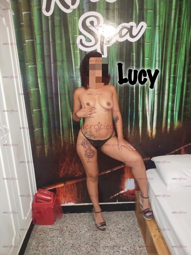 FOTOS DE LUCY COMPLACIENTE CON BUENOS MOVIMIENTOS PÉLVICOS PARA COMPLACER