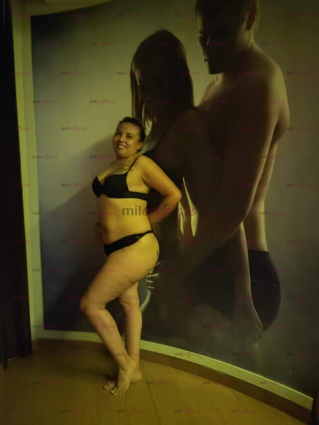 FOTOS DE ACRIS PONO EN BUSCA DE UNA BUENA POLLO GRANDE