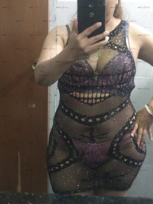 FOTOS DE ACRIS PONO EN BUSCA DE UNA BUENA POLLO GRANDE