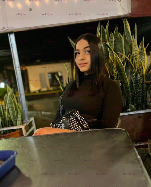 FOTOS DE DULCE Y ENCANDORA TRANS VERSÁTIL, DIAPUESTA A SACIAR TODAS TUS GANAS !