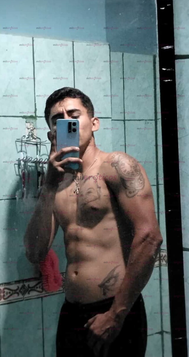 FOTOS DE ATENTO, CABALLEROSO, RESPETUOSO, LIMPIO, EXTROVERTIDO Y DEMACIADO HOT