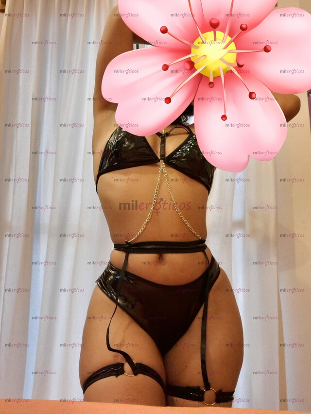 FOTOS DE ABREME DE PIERNAS Y VENTE EN MI COSITA INCHADITA DE TANTO PLACE