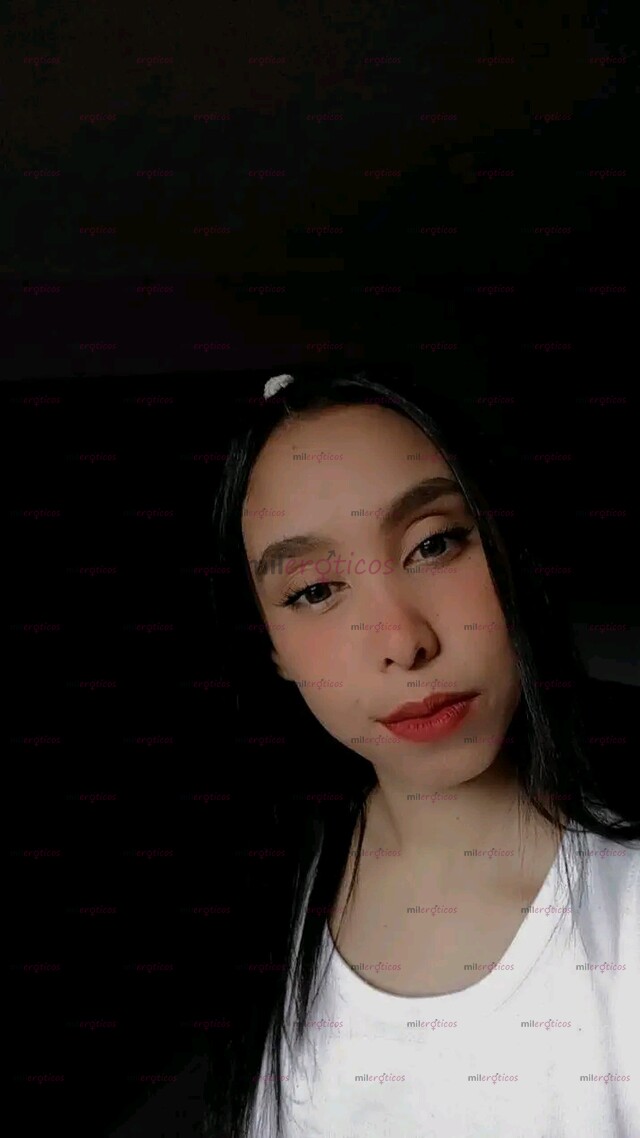 FOTOS DE SOY ALEJANDRA TENGO 28AÑOS SOY UNA CHICA MORENA DELGADA MUY HOT AMORES