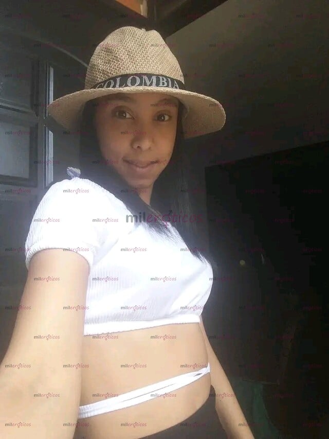 FOTOS DE SOY ALEJANDRA TENGO 28AÑOS SOY UNA CHICA MORENA DELGADA MUY HOT AMORES