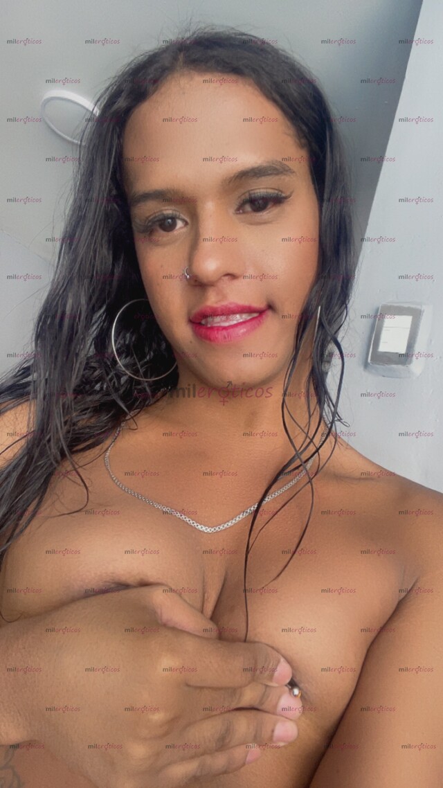 FOTOS DE MORENA DE BUEN CUERPO Y SUPER COMPLASIENTE EN TODO