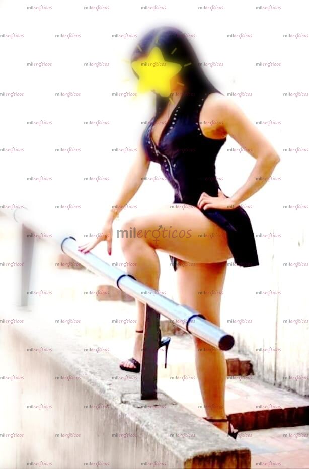 FOTOS DE . K A M I L A.. EXTRAORDINARIA CHICA COMPLACIENTE.!