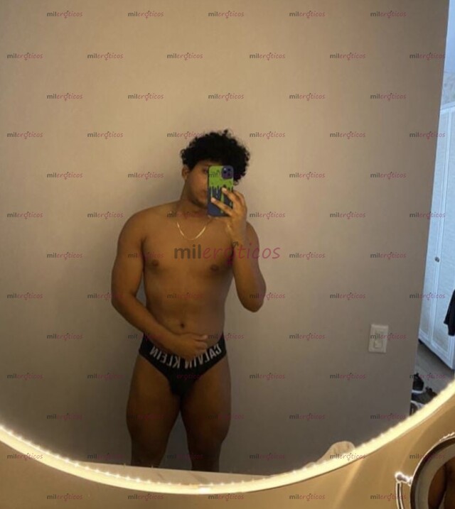 FOTOS DE MACHOS RESERVADOS DISPUESTO A CUMPLIR TODAS TUS FANTASÍAS VIRTUAL.!