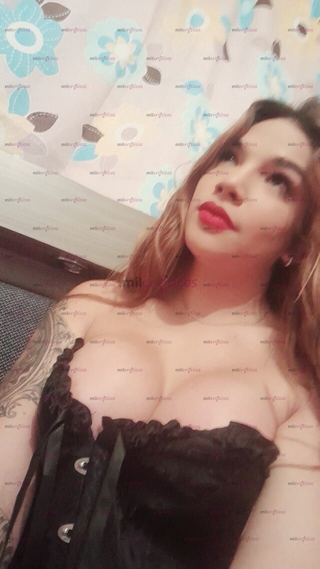 FOTOS DE LAYLA TU DIOSA FAVORITA QUE TE HARA VENIR DELICIOSO