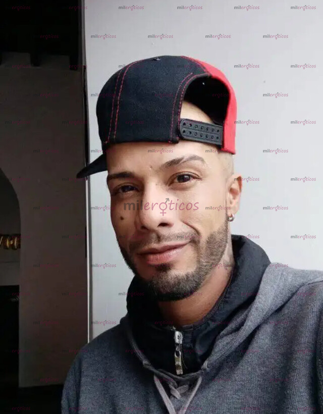 FOTOS DE CHICO COMPLICACIENTE CON 20 CM DE PLACER PARA SATISFACER TODAS TUS FANTASIAS