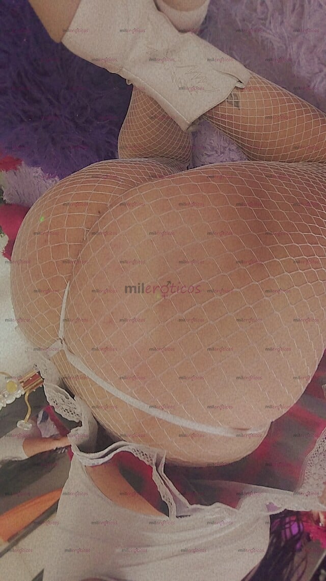 FOTOS DE TRIOS CALIENTE DIVERTIDA COMPLACIENTE MASAJE CON FINAL FELIZ BIEN DELICIOSO