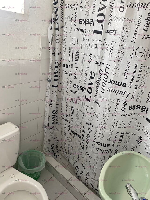 FOTOS DE HERMOSA HABITACION POR RATOS DIAS Y SEMANAS EXCELENTE UBICACION CHAPINERO
