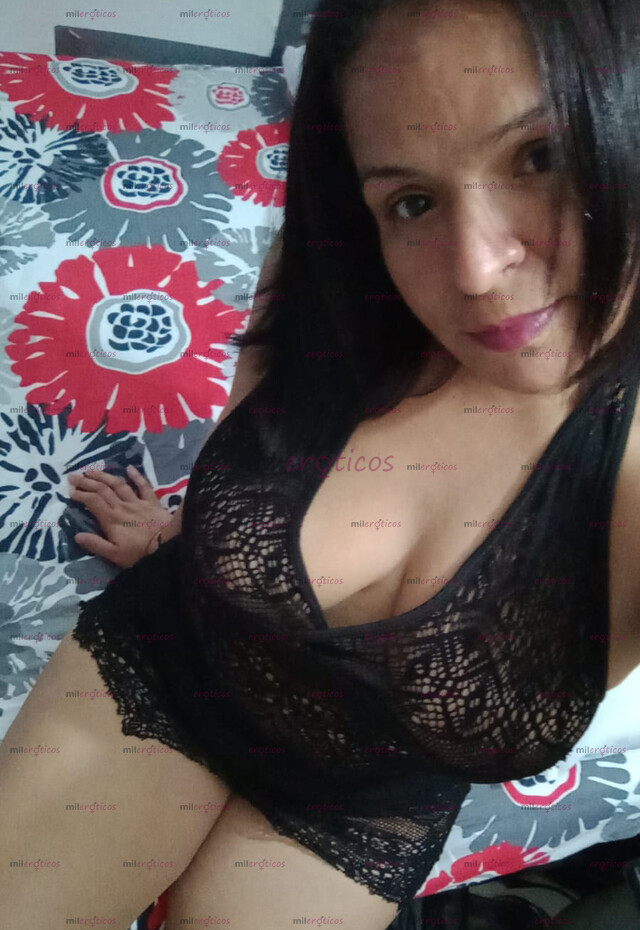FOTOS DE UNA DAMA Q LE GUSTARÍA COMPLACERTE EN TUS MÁS RICOS DESEOS Y LA PASEMOS DIVINO