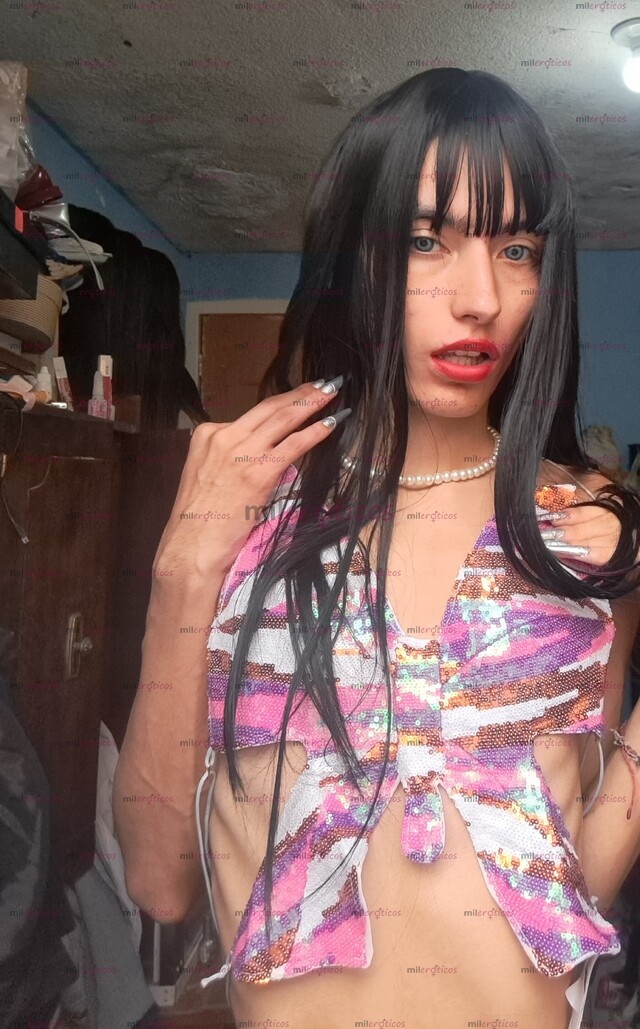 FOTOS DE $1,000 CON PENETRACIÓN ANAL Y $300 SOLO SEXO ORAL . SOY ACTIVA Y PASIVA.