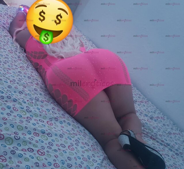 FOTOS DE RICA, SEXY, CACHONDA, HERMOSA MUJER DE FRONDOSAS CURVAS