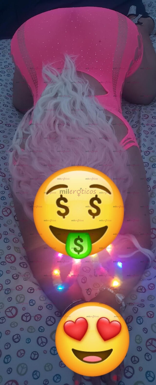 FOTOS DE RICA, SEXY, CACHONDA, HERMOSA MUJER DE FRONDOSAS CURVAS