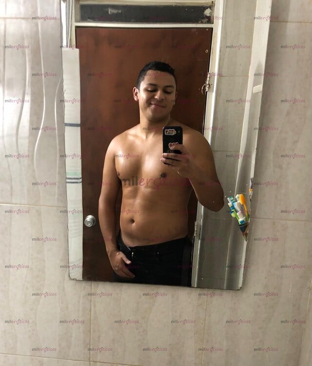 FOTOS DE MORENO DOTADO UNIVERSITARIO SOLO DOMICILIOS DISPONIBLE 24 HORAS, NUEVO EN LA CIU