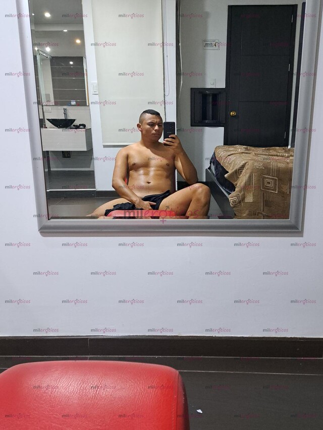 FOTOS DE MORENO DOTADO UNIVERSITARIO SOLO DOMICILIOS DISPONIBLE 24 HORAS, NUEVO EN LA CIU