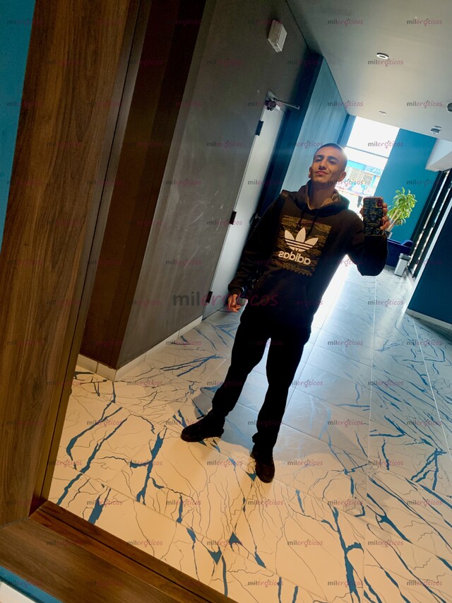 FOTOS DE PARTY GUY VIP 21CM AVALIBLE INCALL OUTCALL