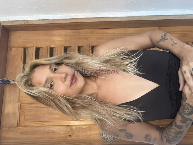 Sou isa aguiar terapeuta tantrica e ofereco sessoes de autoconhecimento e equilibrio atraves da tantra utilizo tecnicas de respiracao toque e meditaca...