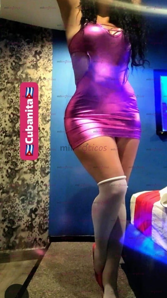 FOTOS DE CALIENTE TREMENDA CUBANA CON CULO DE INFARTO!