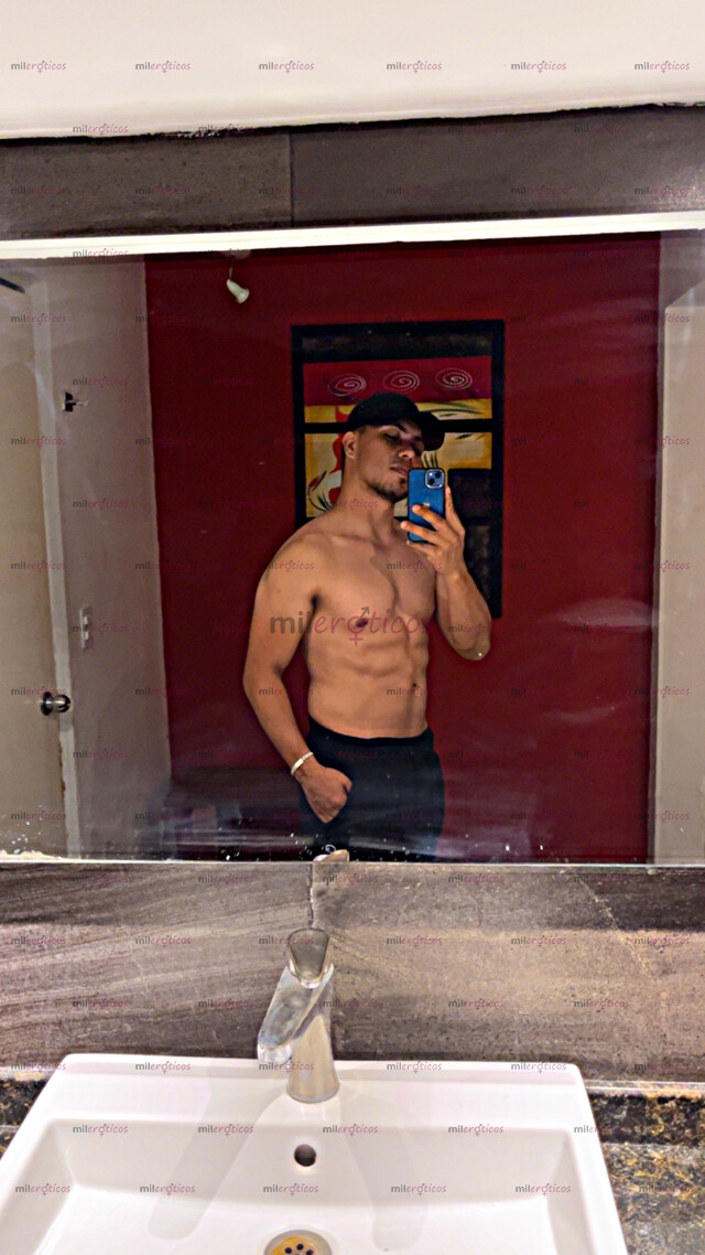 FOTOS DE 1.80 DE ALTURA, MORENO, ATLÉTICO,BIEN DOTADO