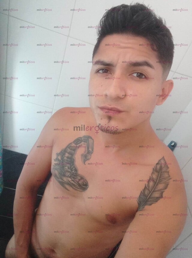 FOTOS DE MORENO CALIENTE DISPUESTO A CUMPLIR TUS FANTASÍAS SEXUALES