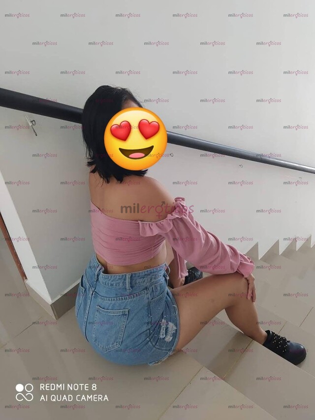 FOTOS DE ME LLAMO ANDREA, HERMOSA NENA DE 22 AÑOS DISPONIBLE EN DOMICILIO EL DÍA DE HOY ,