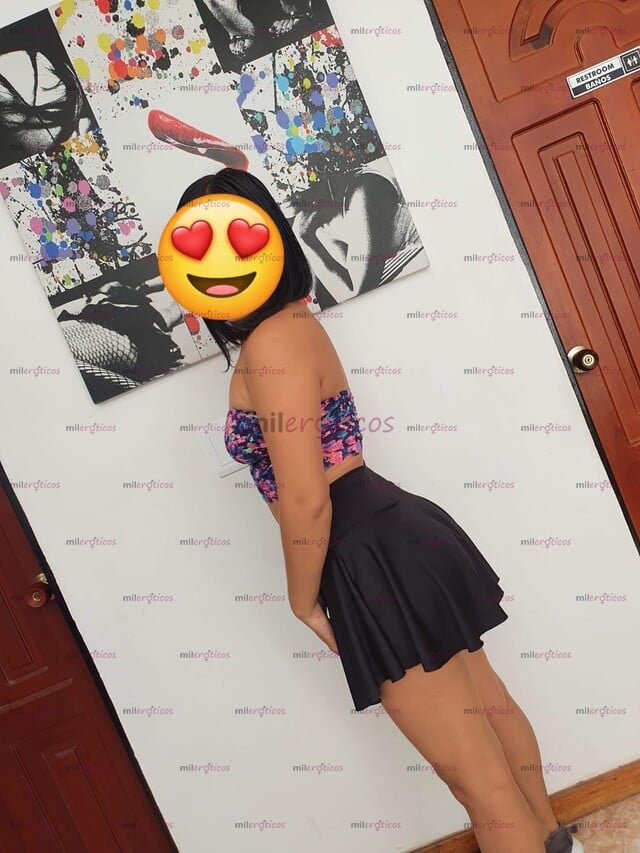 FOTOS DE ME LLAMO ANDREA, HERMOSA NENA DE 22 AÑOS DISPONIBLE EN DOMICILIO EL DÍA DE HOY ,