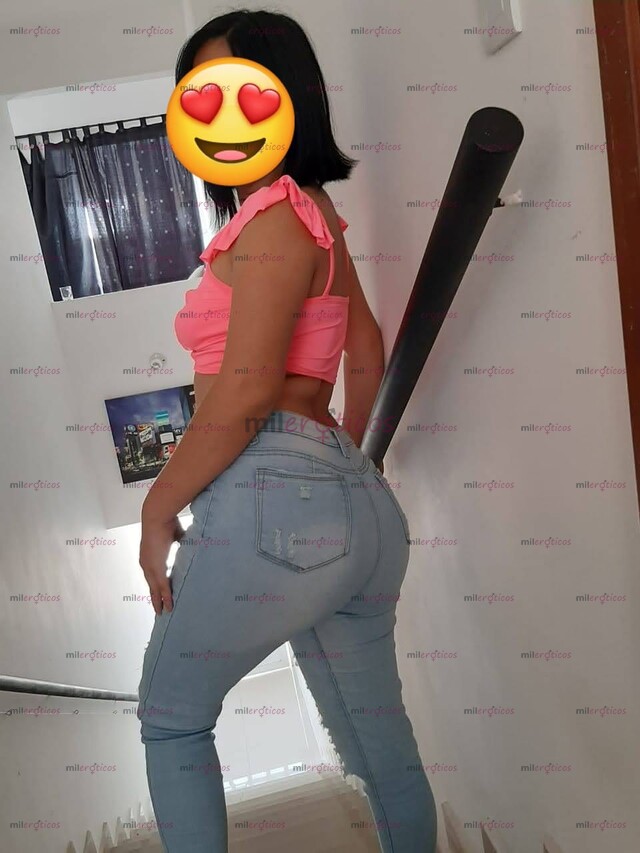 FOTOS DE ME LLAMO ANDREA, HERMOSA NENA DE 22 AÑOS DISPONIBLE EN DOMICILIO EL DÍA DE HOY ,